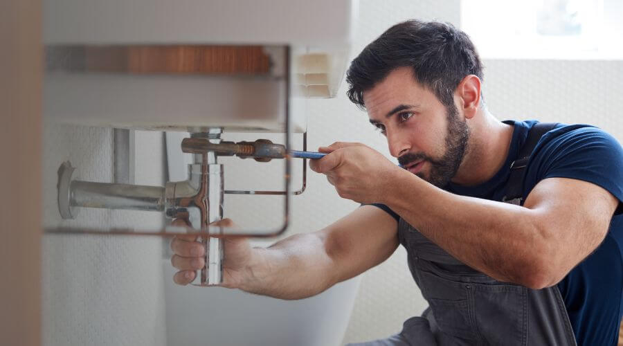 Professional water heater installation services in Philip, SD
